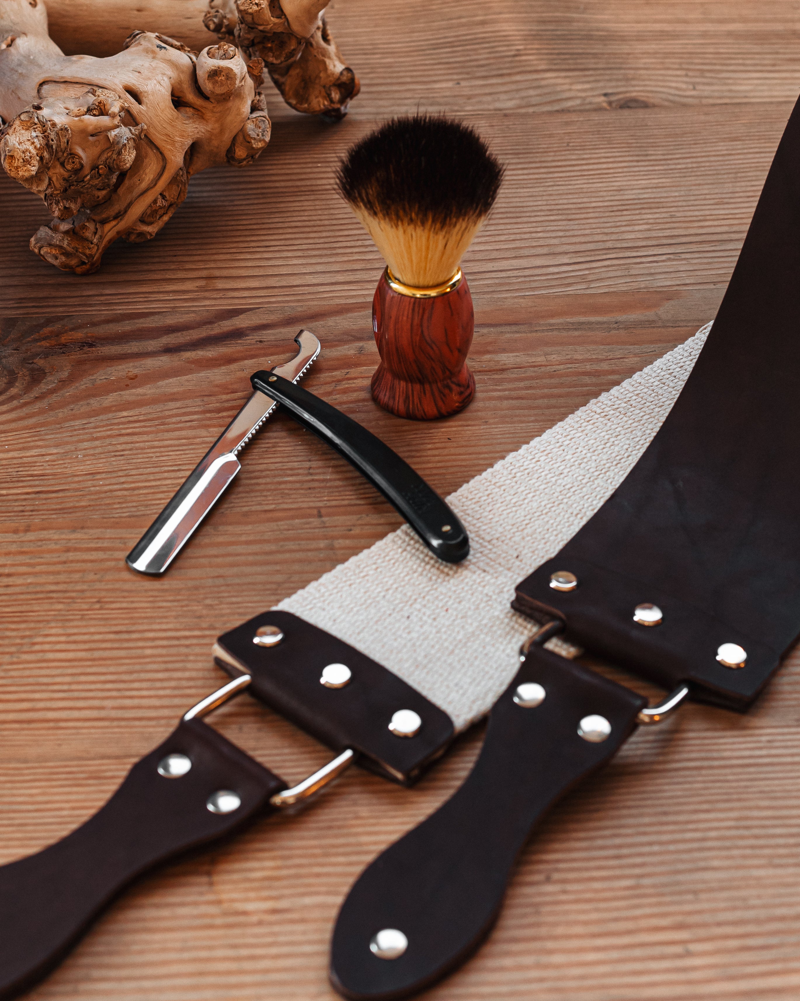 Barber's Latigo Leather Straight Razor Strop. Dual Strap that will be a Great Addition for Any Straight Razor - STAMESKY