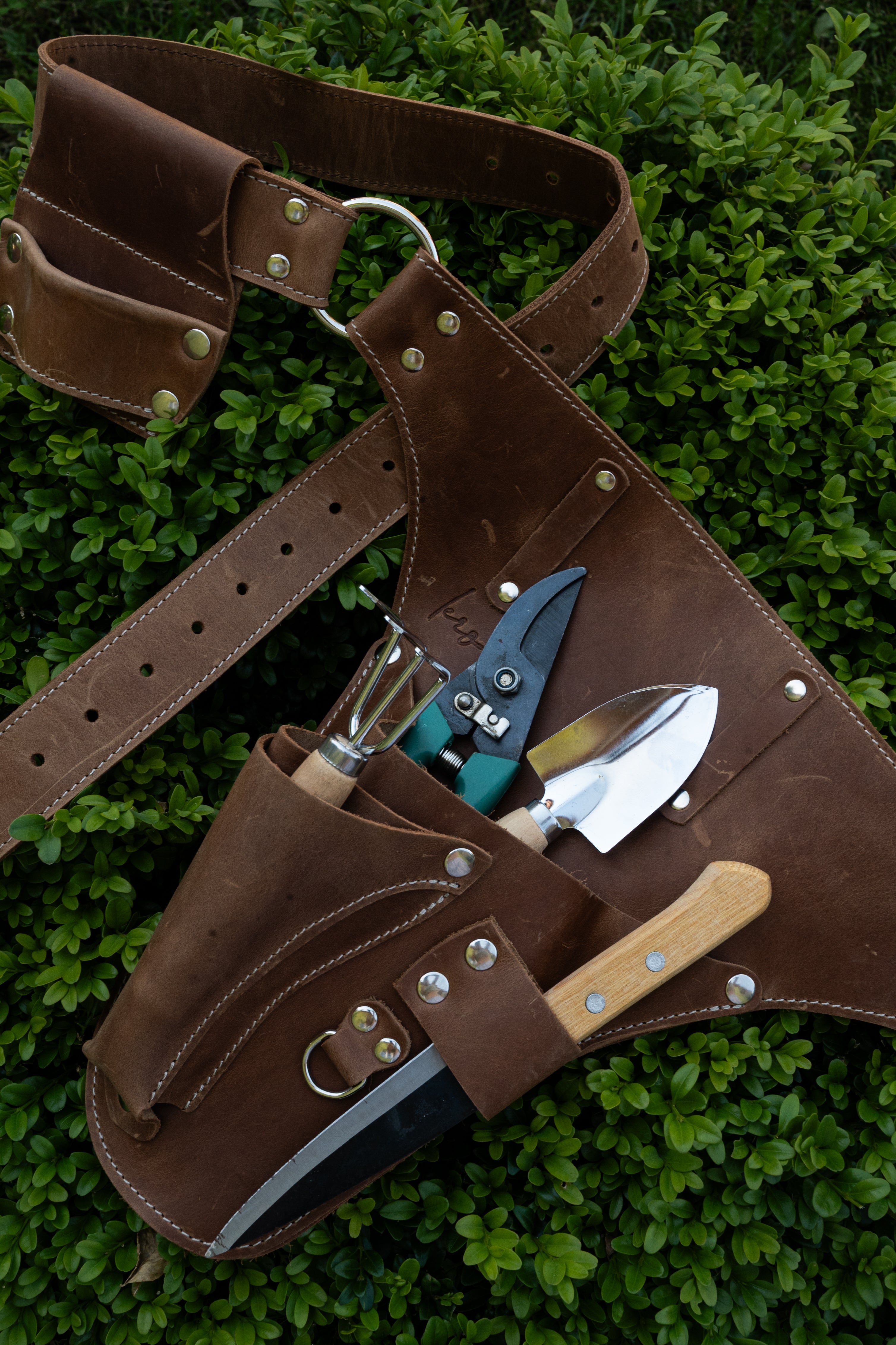 Leather garden Tool Belt. Florist tool holder.